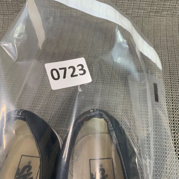 Vans Classic Slip-on Unisex Mens Size 7.5 Womans size 9 Black Canvas Sneakers - Picture 7 of 7